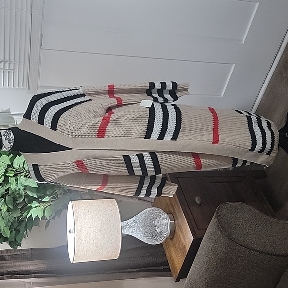 Sweater Cardigan - Picture 1 of 2